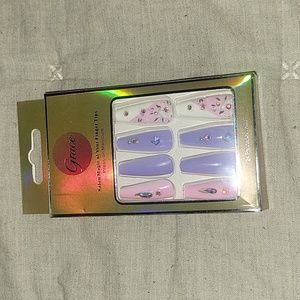 Fashion Press on Nails